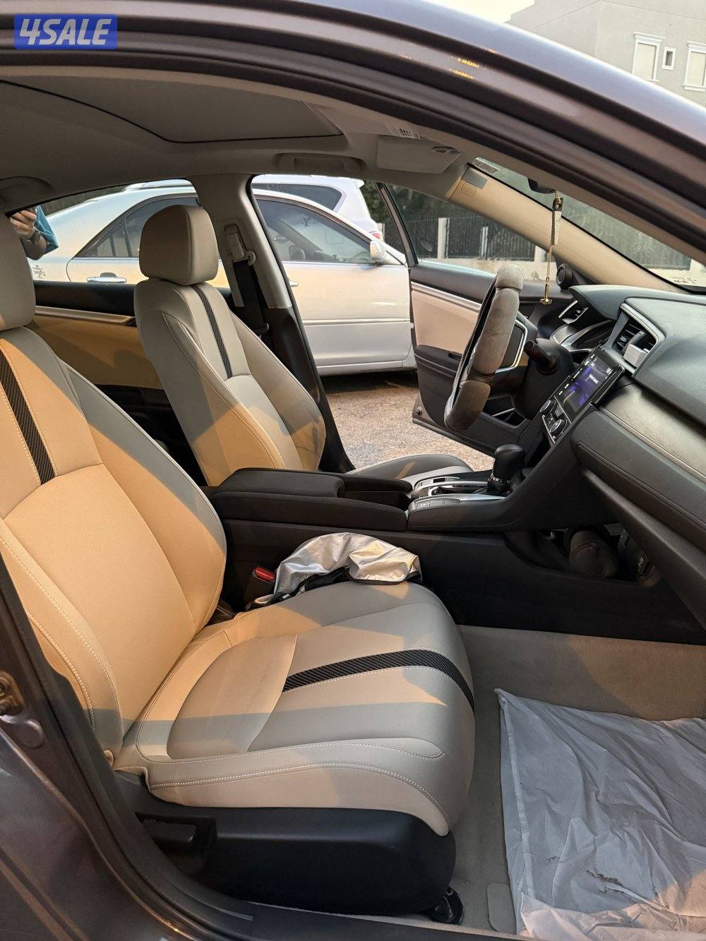 للبيع هوندا سيفيك ٢٠١٨2