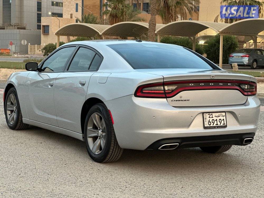 للبيع دودج شارجر ماشي ٤٥ الف كيلو3