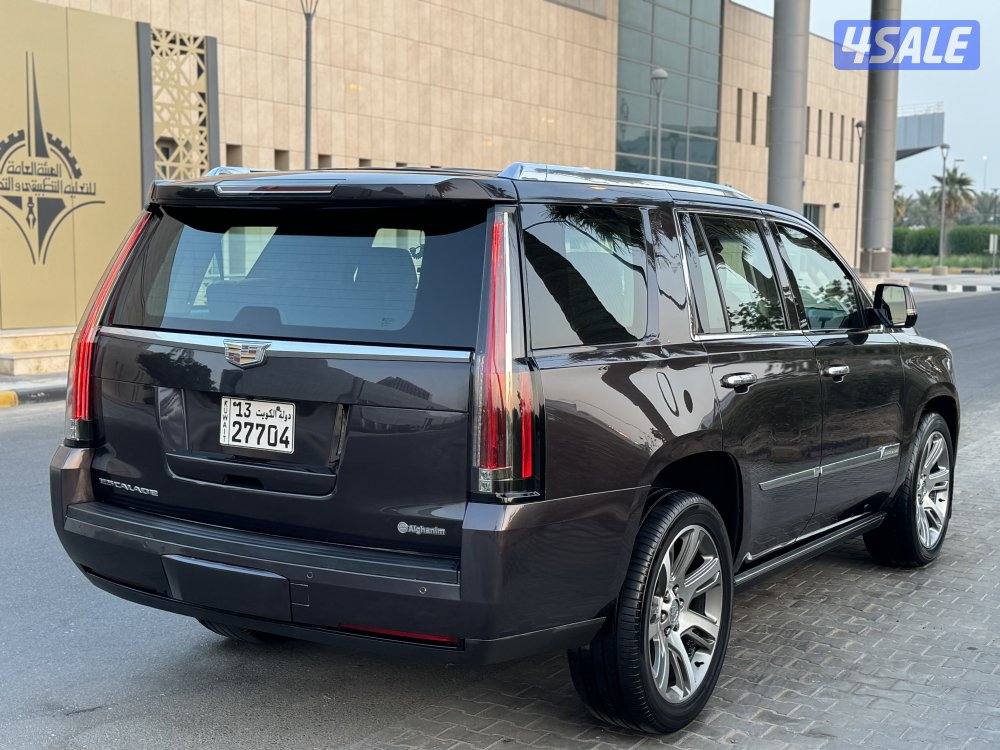 كاديلاك اسكاليد الغانم موديل 2015 بحاله ممتازه جدا3