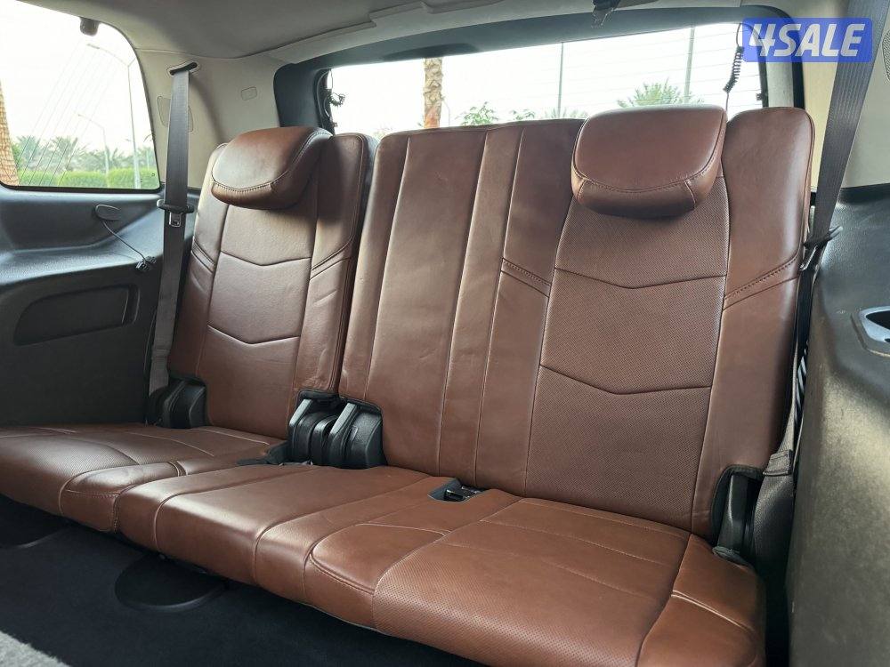 كاديلاك اسكاليد الغانم موديل 2015 بحاله ممتازه جدا5