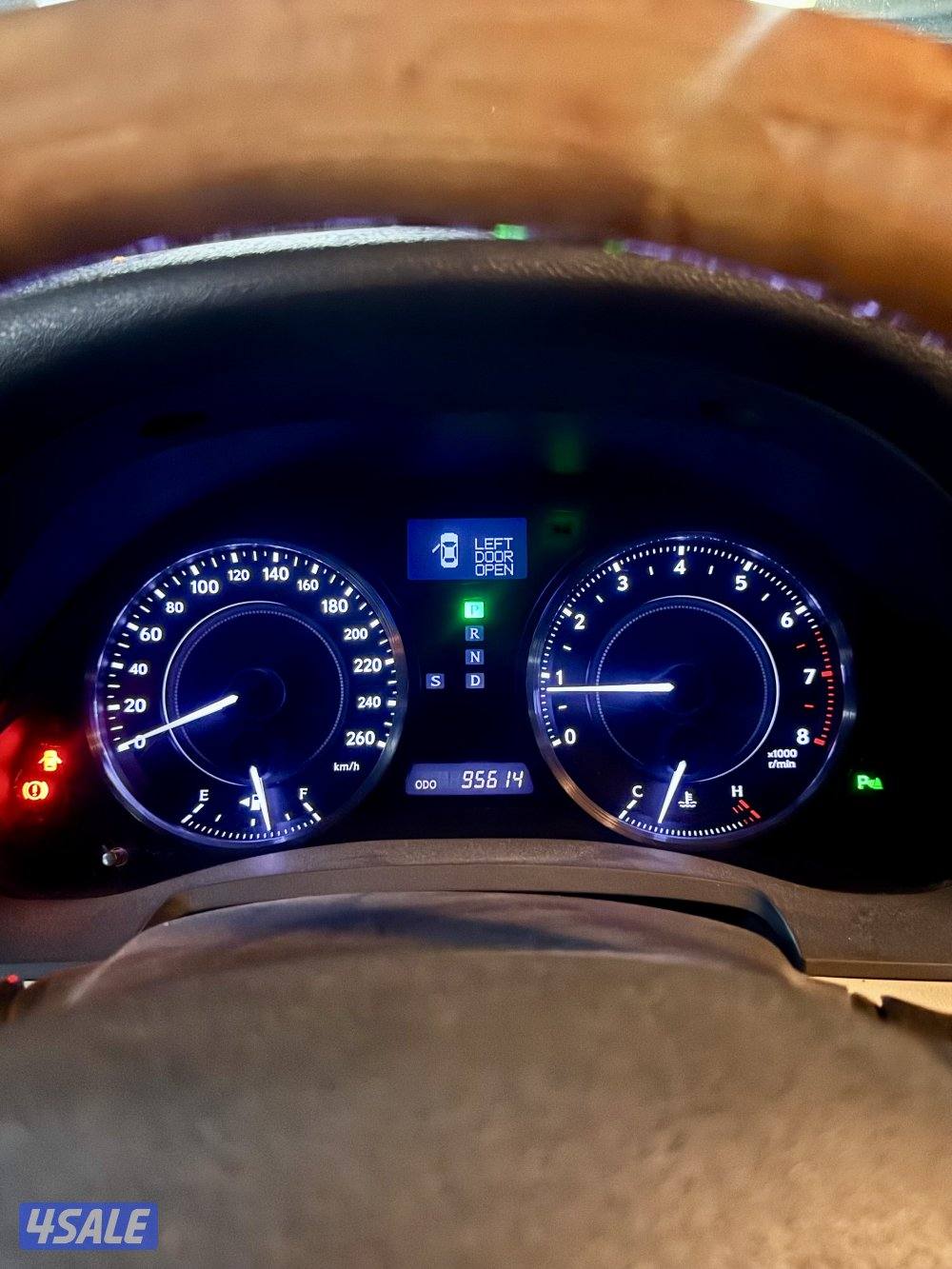 للبيع لكزس IS 3002