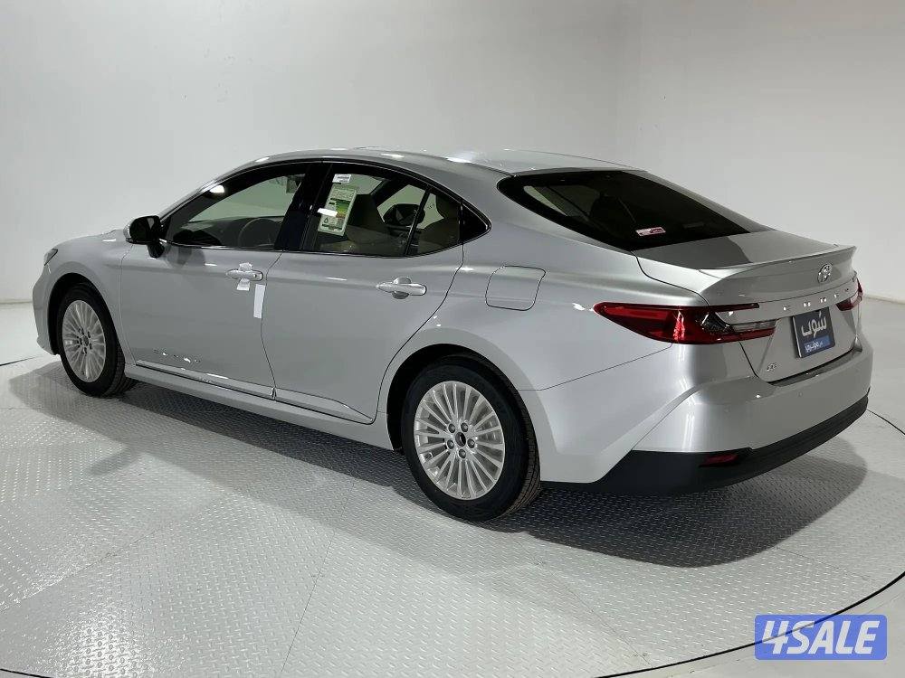 كامري 2025 LE اصفار1