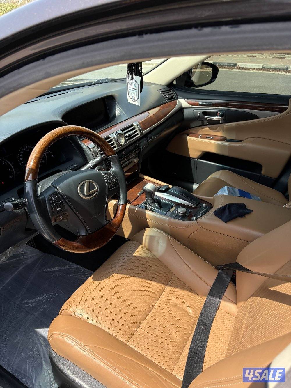 للبيع لكزس 460 lS لارج الممشى 145 سيرفس منتظم4