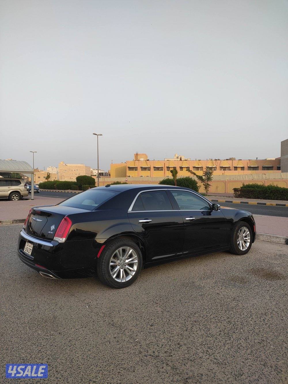 كرايزلر 300 C موديل 20194