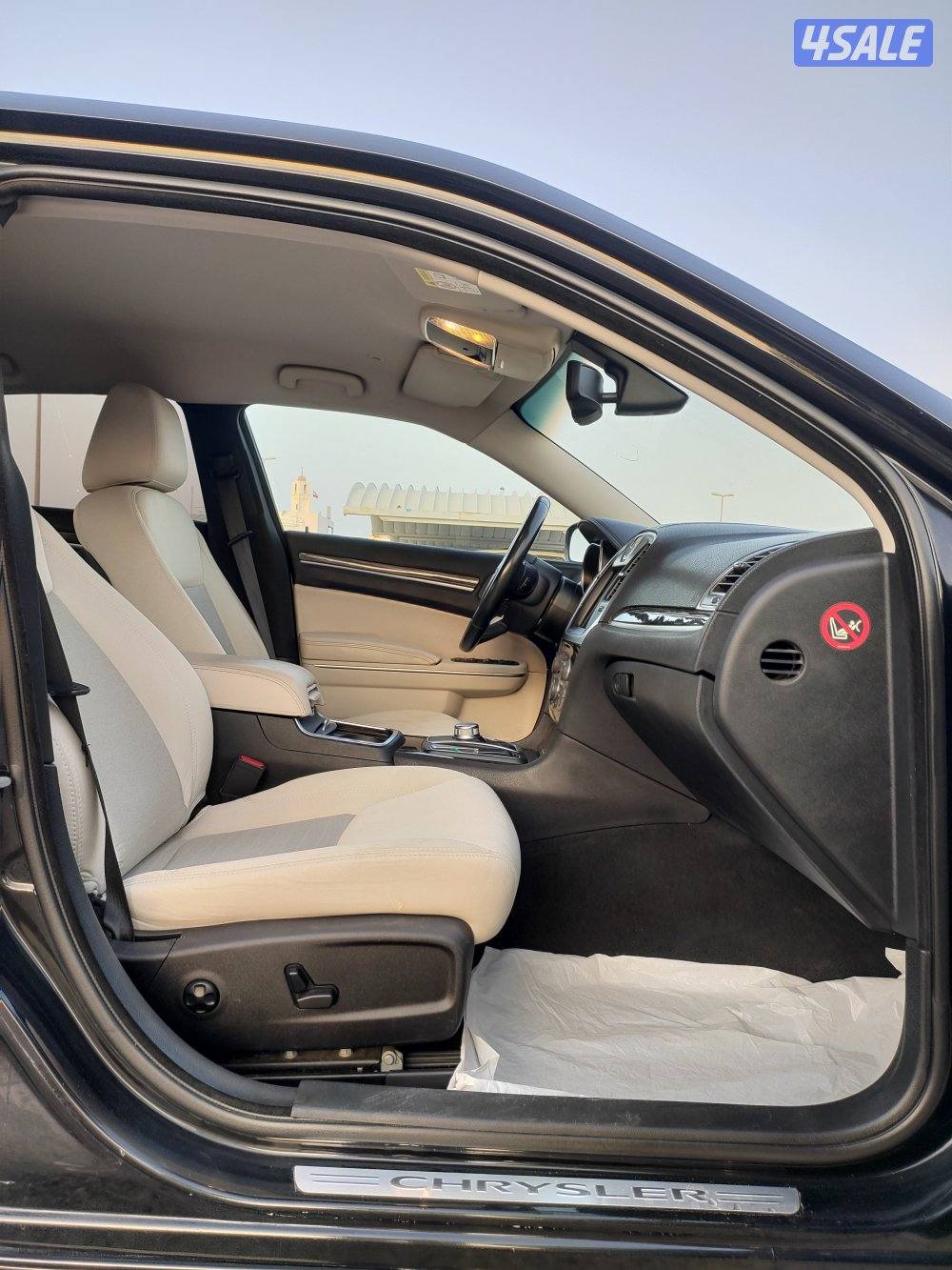 كرايزلر 300 C موديل 20198