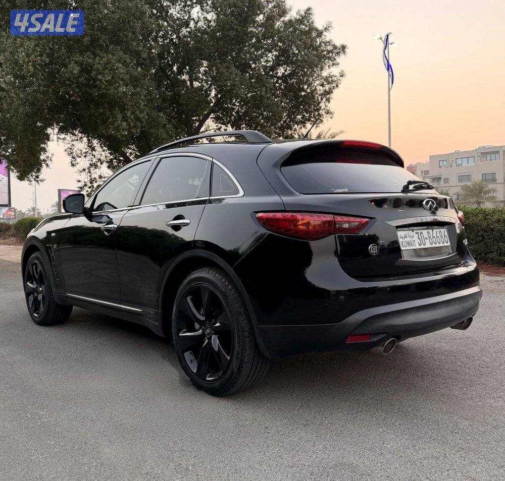انفينيتي Qx70S ٢٠١٥ عداد ٨٠ الف اعلى فئة صبغ الوكالة2