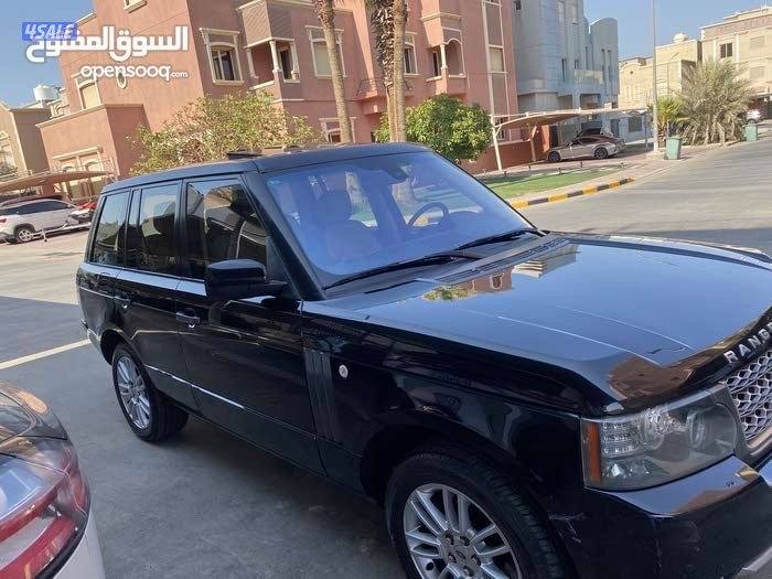 للبيع رنج روفر كلاسك موديل 2010. صبغ وكاله ماشي 267 الف. في حاله ممتاز3