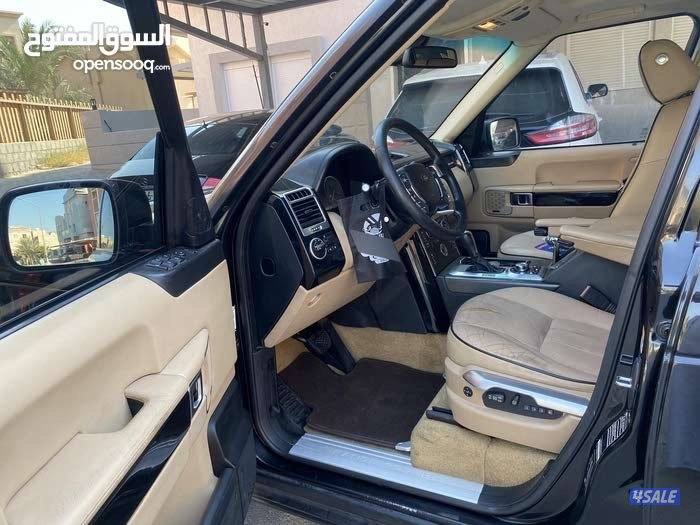 للبيع رنج روفر كلاسك موديل 2010. صبغ وكاله ماشي 267 الف. في حاله ممتاز7