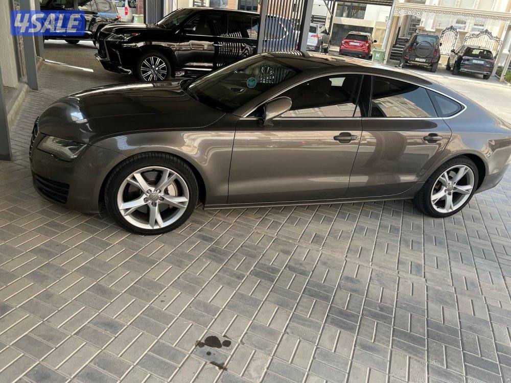 للبيع اودي A713