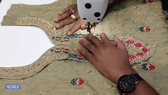 أنا مهتم بالعمل كخياط.1