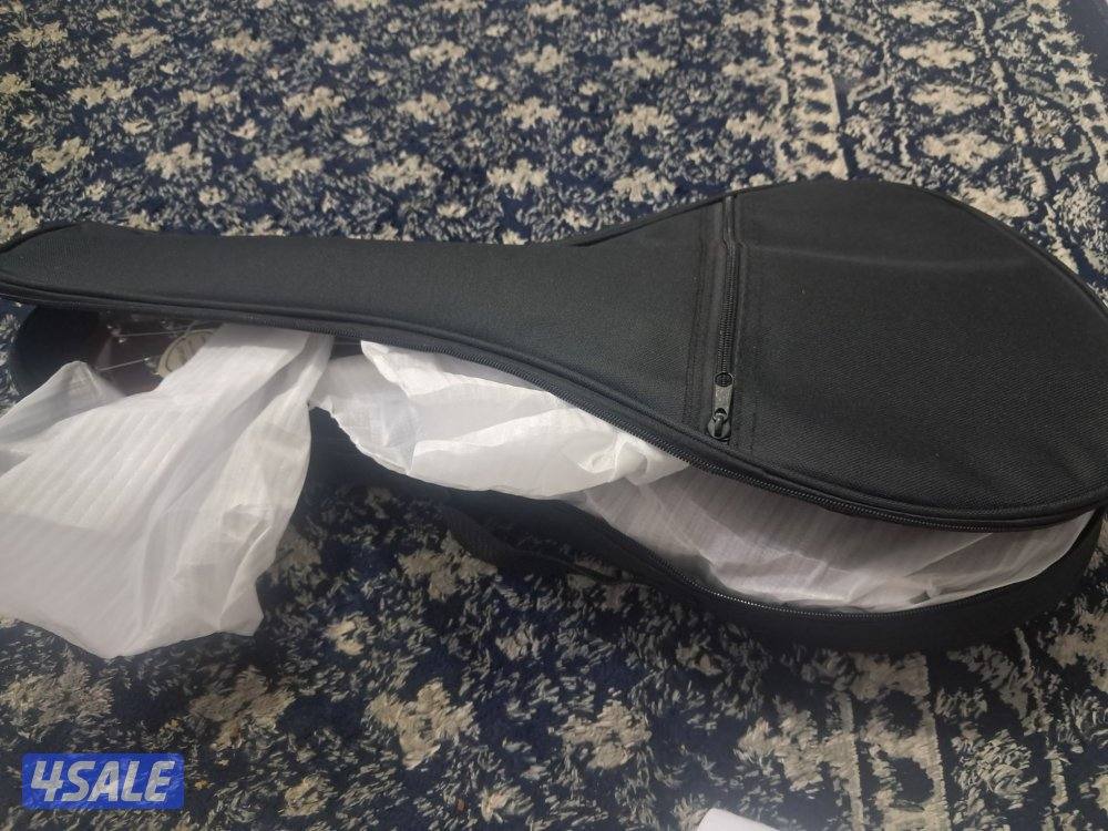 للبيع اله موسيقي 🎼 🎶0