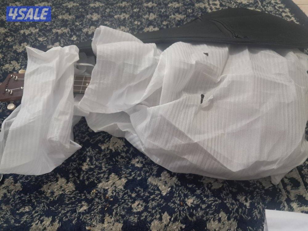 للبيع اله موسيقي 🎼 🎶1