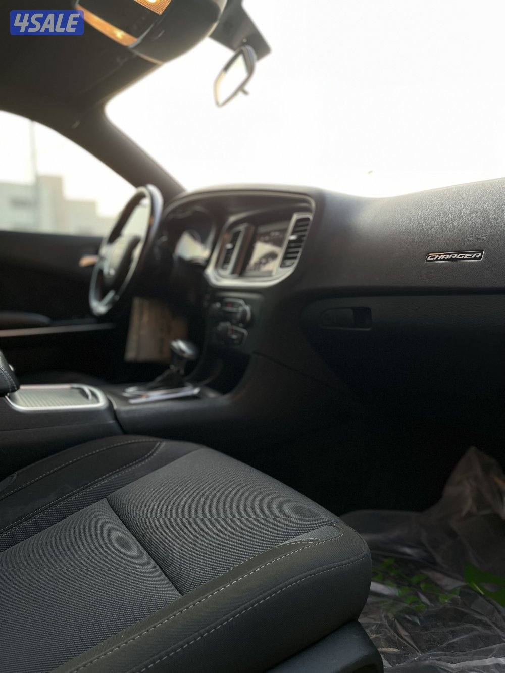 للبيع دودج تشارجر موديل 2020 وارد الملا شرط الفحص7
