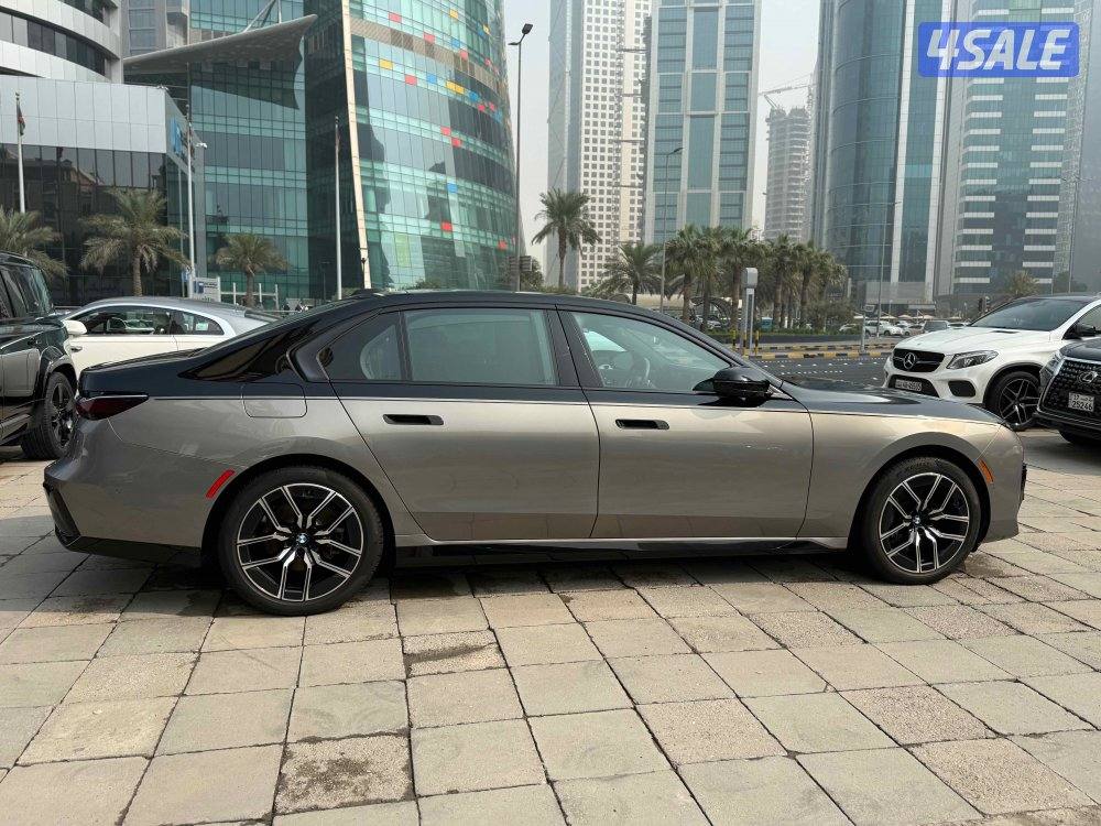 BMW…740i…موديل…2024…تحت الكفاله3