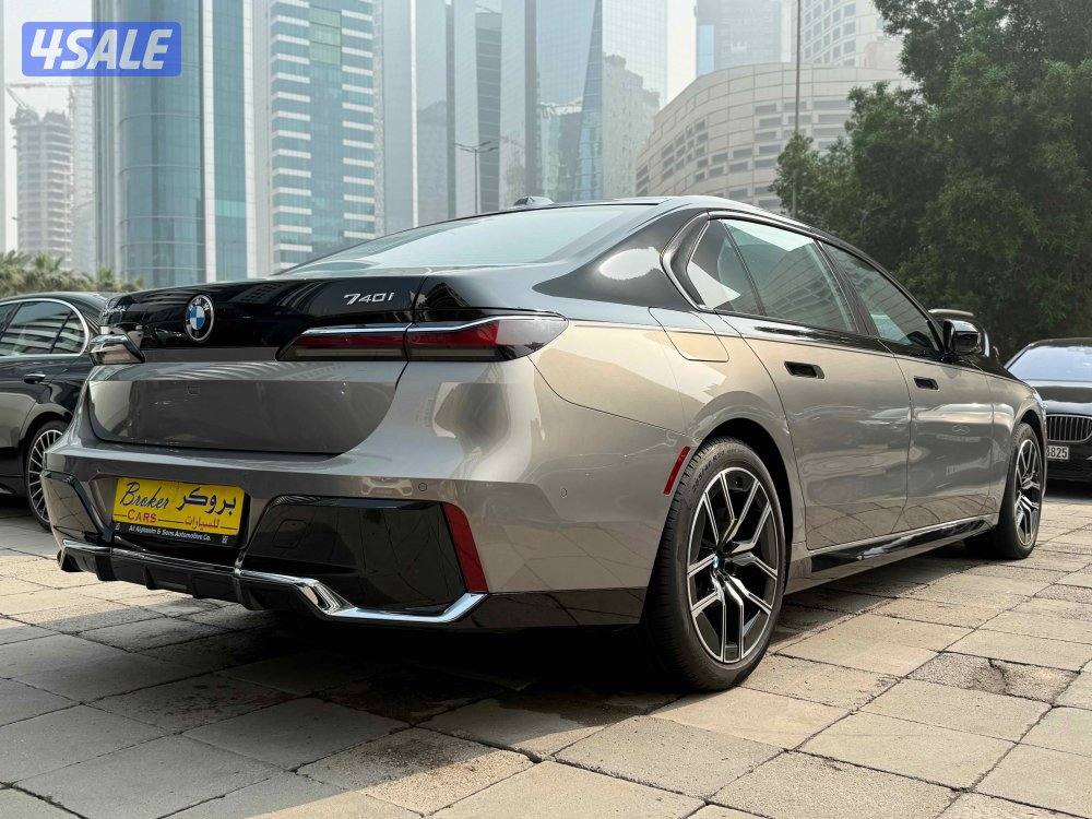 BMW…740i…موديل…2024…تحت الكفاله4