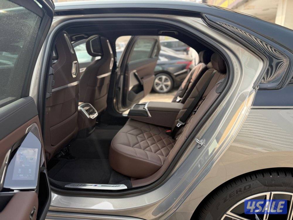 BMW…740i…موديل…2024…تحت الكفاله10