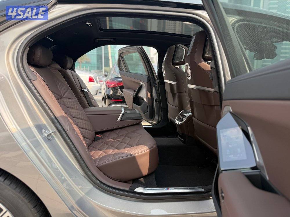 BMW…740i…موديل…2024…تحت الكفاله11