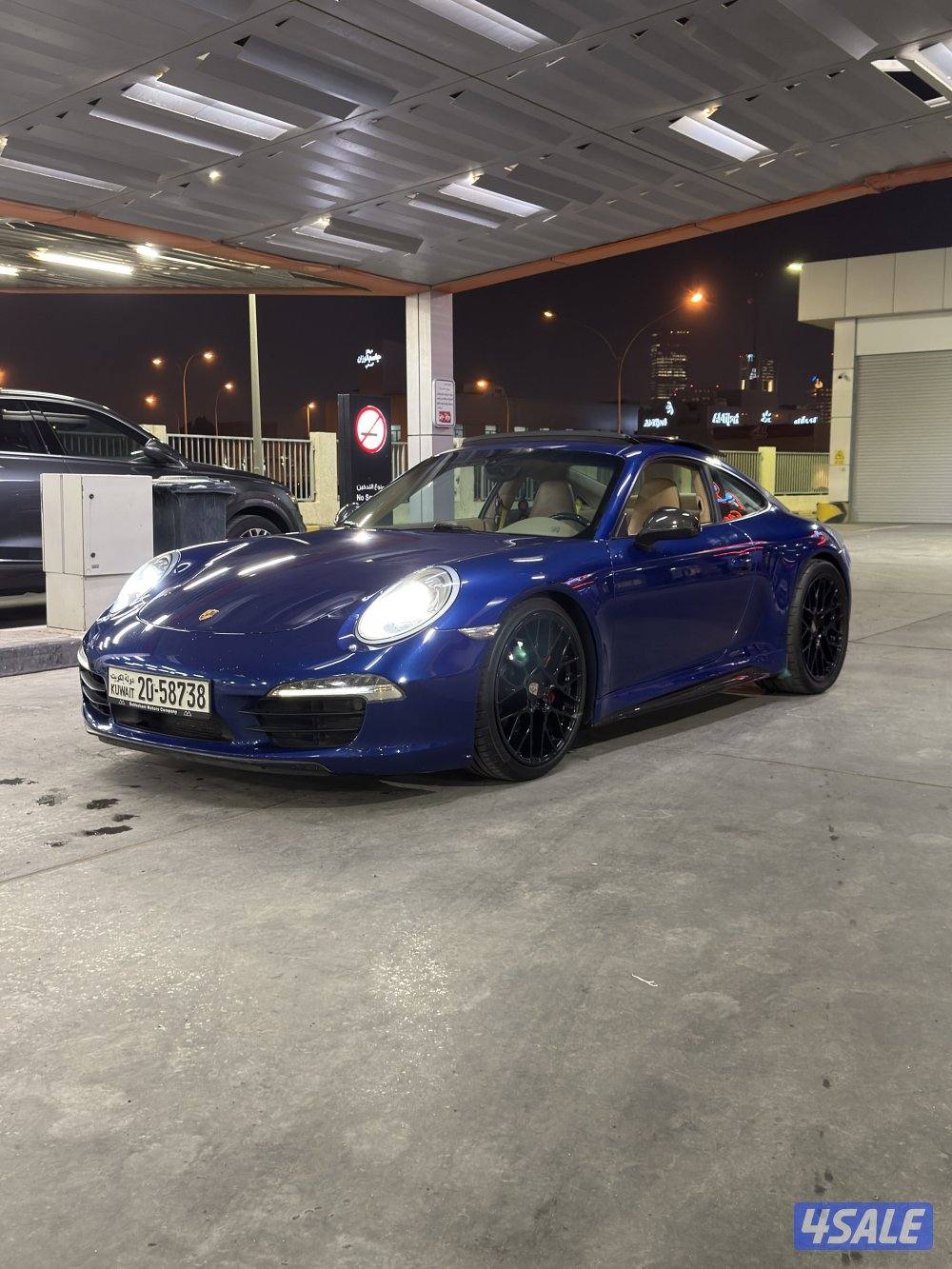 للبيع بورش كاريرا موديل 2013 المالك الثاني1