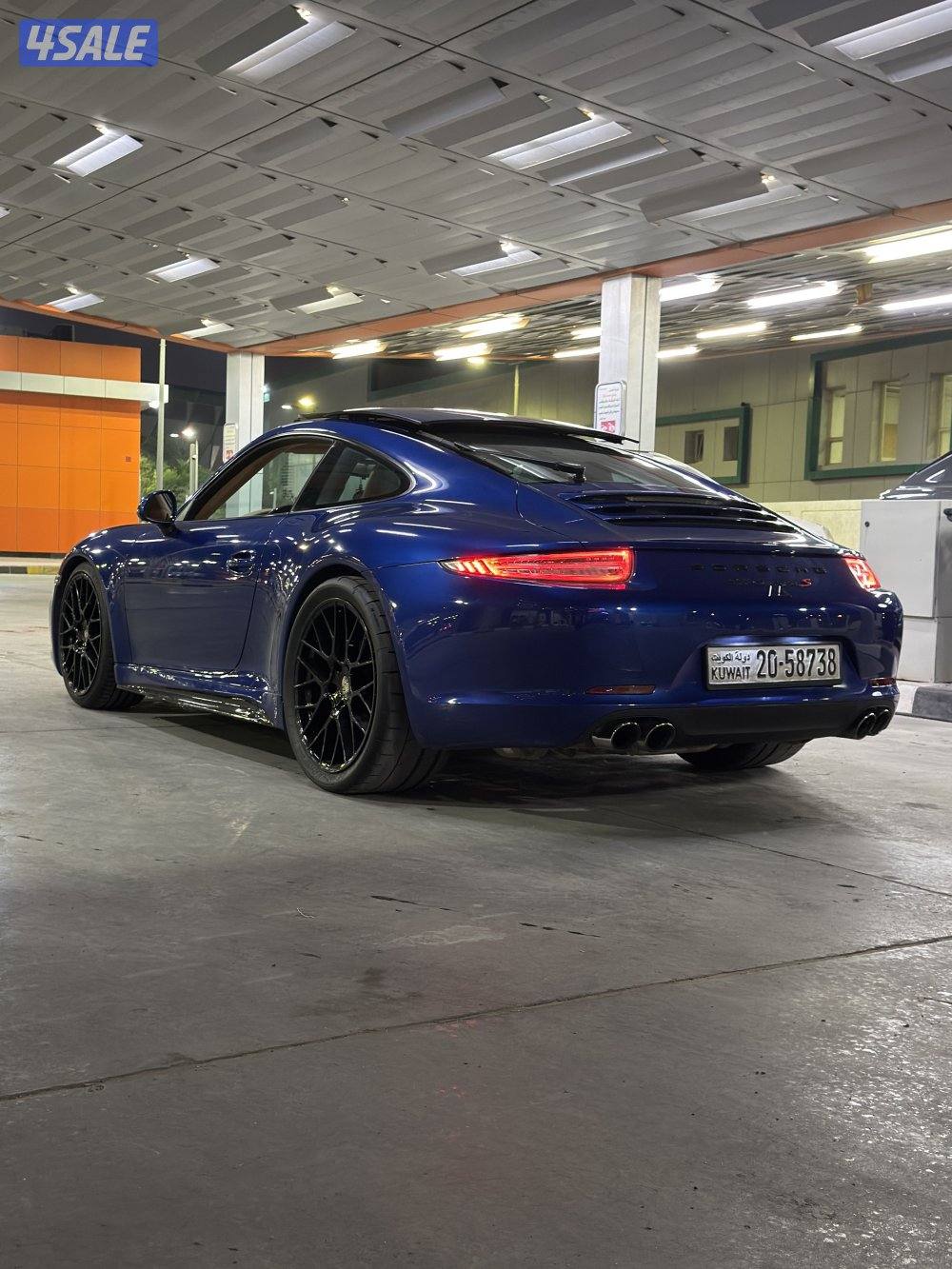 للبيع بورش كاريرا موديل 2013 المالك الثاني4