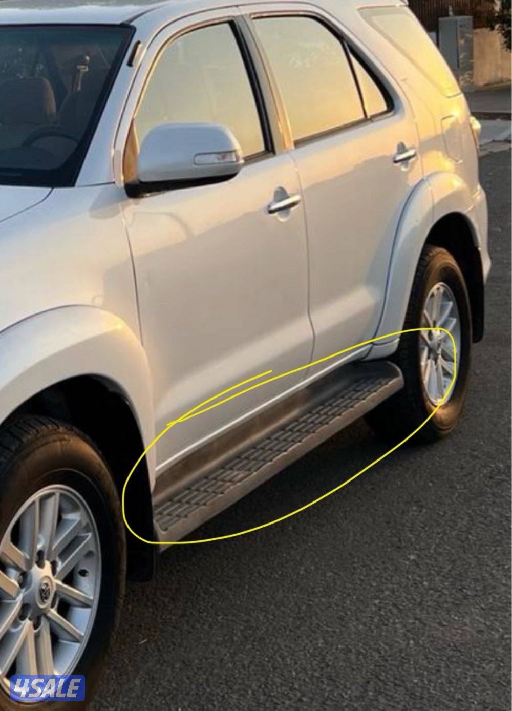 لبيع دواسه فورتنر 2015 كامله مع القواعد قطعه واحده جديده0