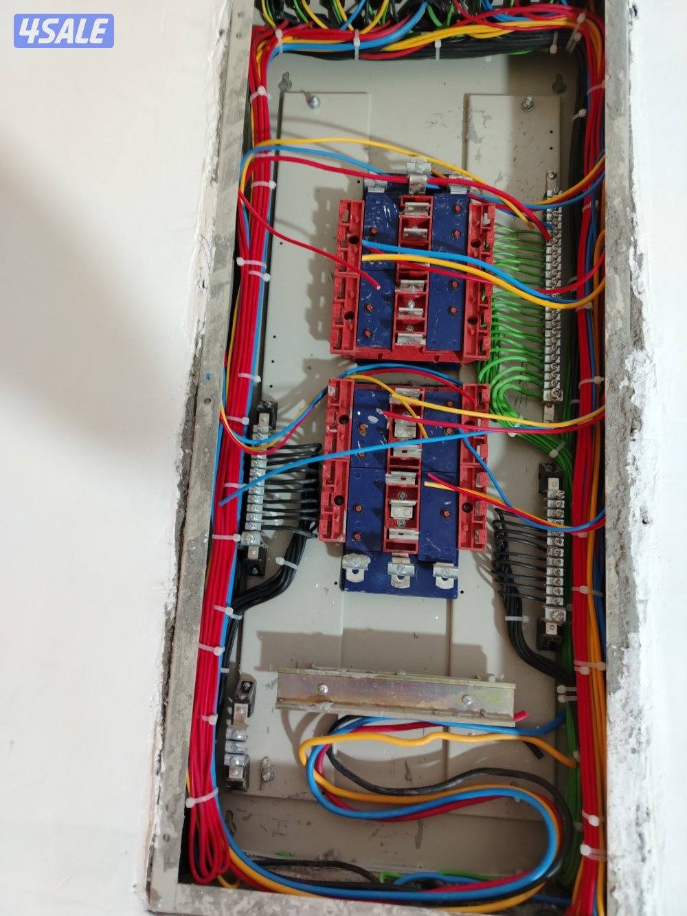 كهربائي منازل الكويت خدمه 24 ساعه بأقل الأسعار خدمه سريع4