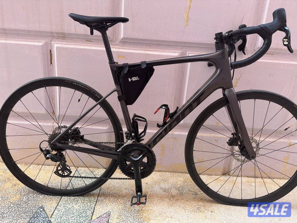 دراجه رود كاربون GIANT1