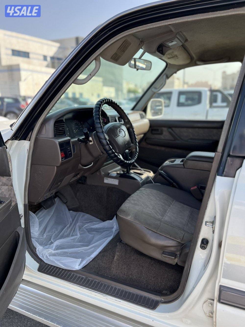 Toyota Land Cruiser GX-R4