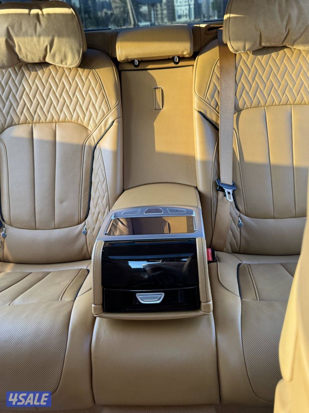 بي ام 760 v12 مديل 20184