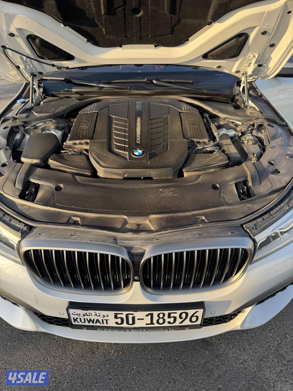 بي ام 760 v12 مديل 20189