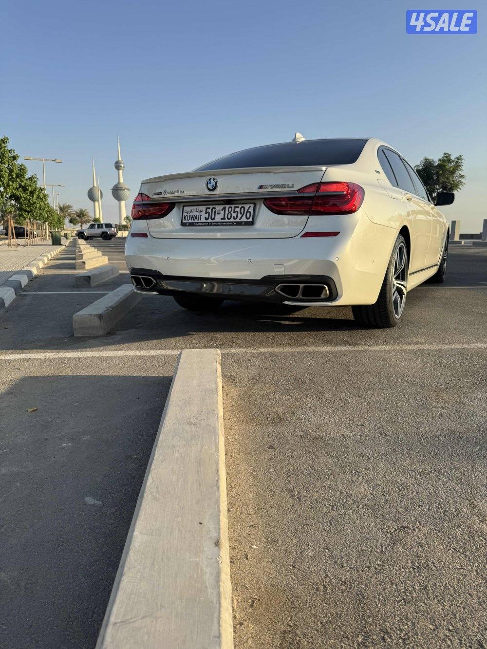 بي ام 760 v12 مديل 201810