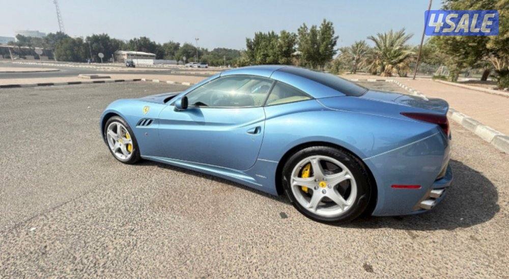 للبيع فيراري كاليفورنيا لاتزال تحت الكفاله2