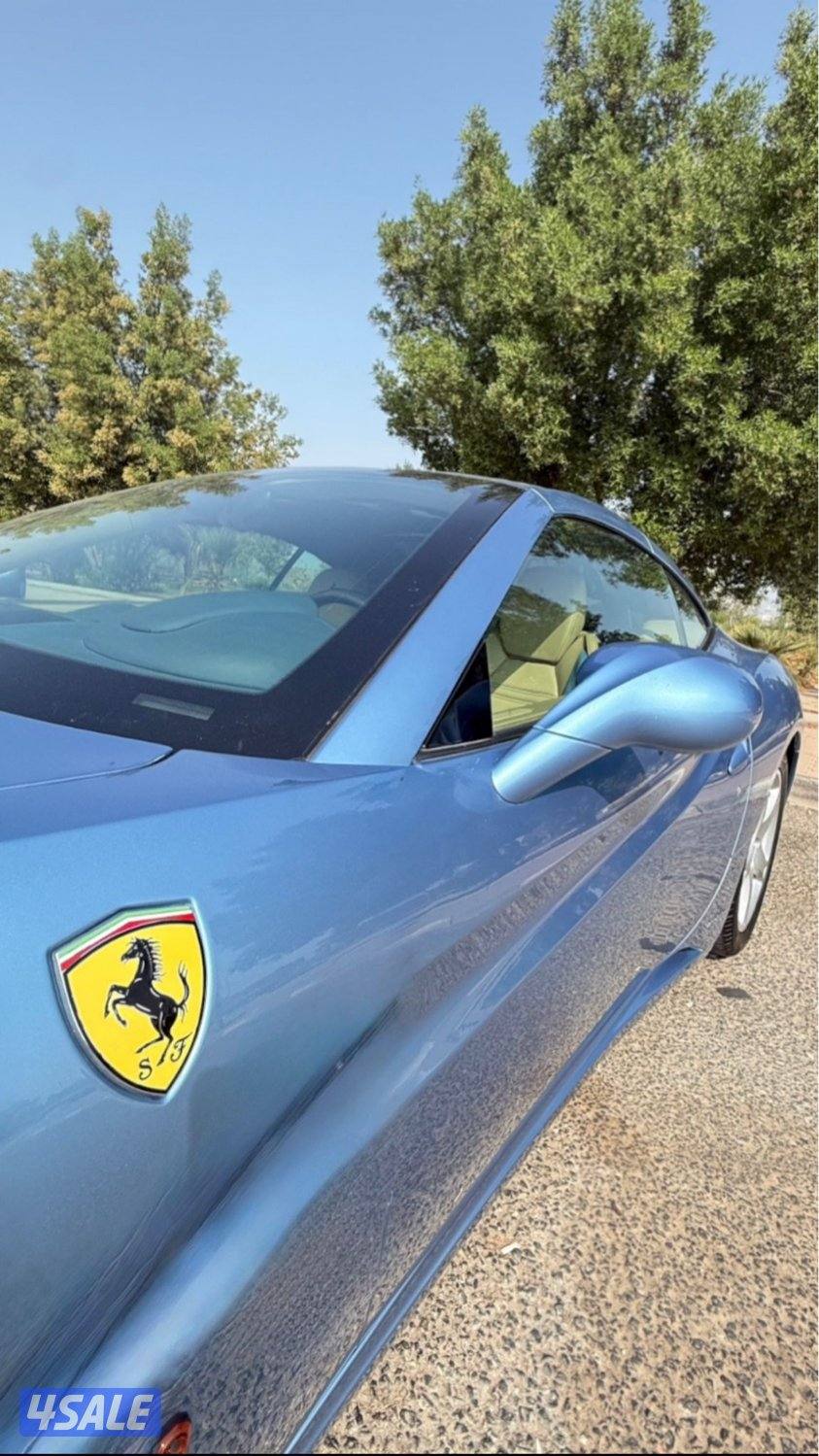 للبيع فيراري كاليفورنيا لاتزال تحت الكفاله7