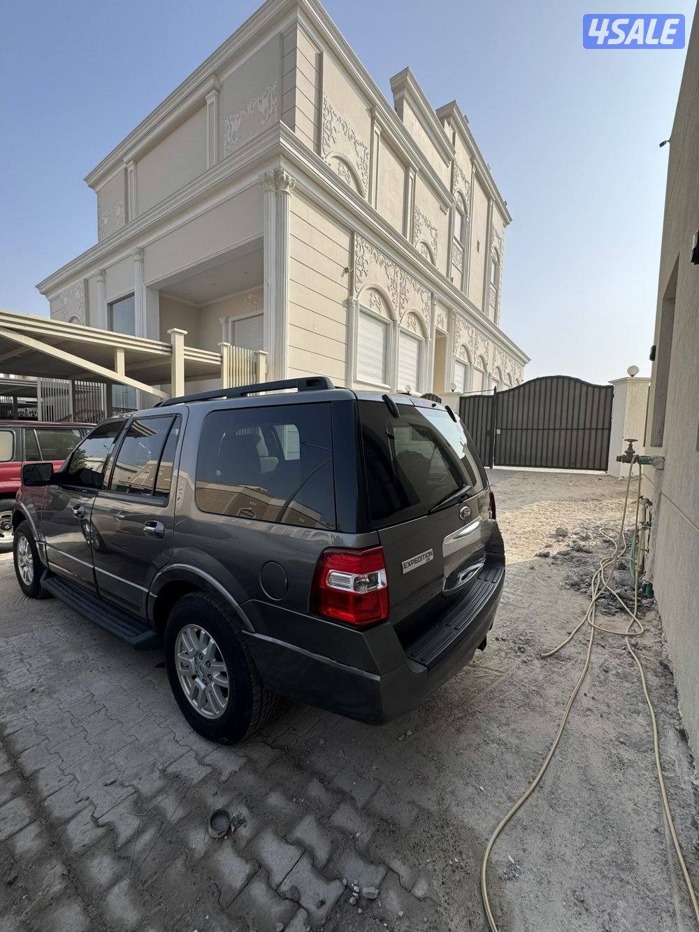 السلام عليكم للبيع اكسبدشن ٢٠١٣3