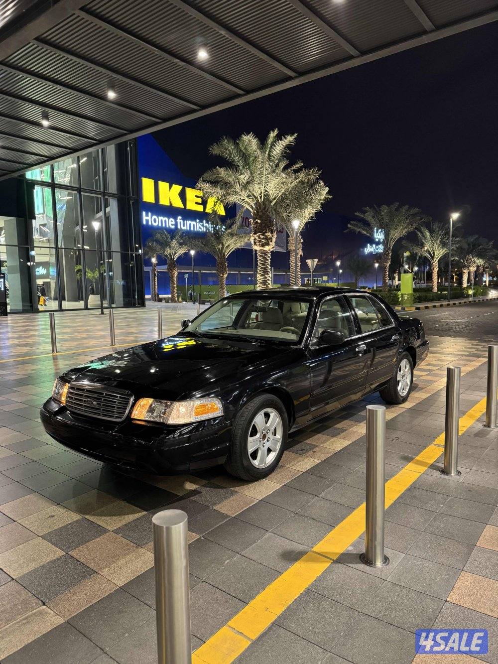 للبيع فورد فكتوريا1