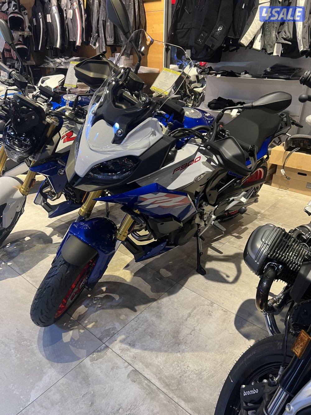 BMW F900 XR 2025 like new1