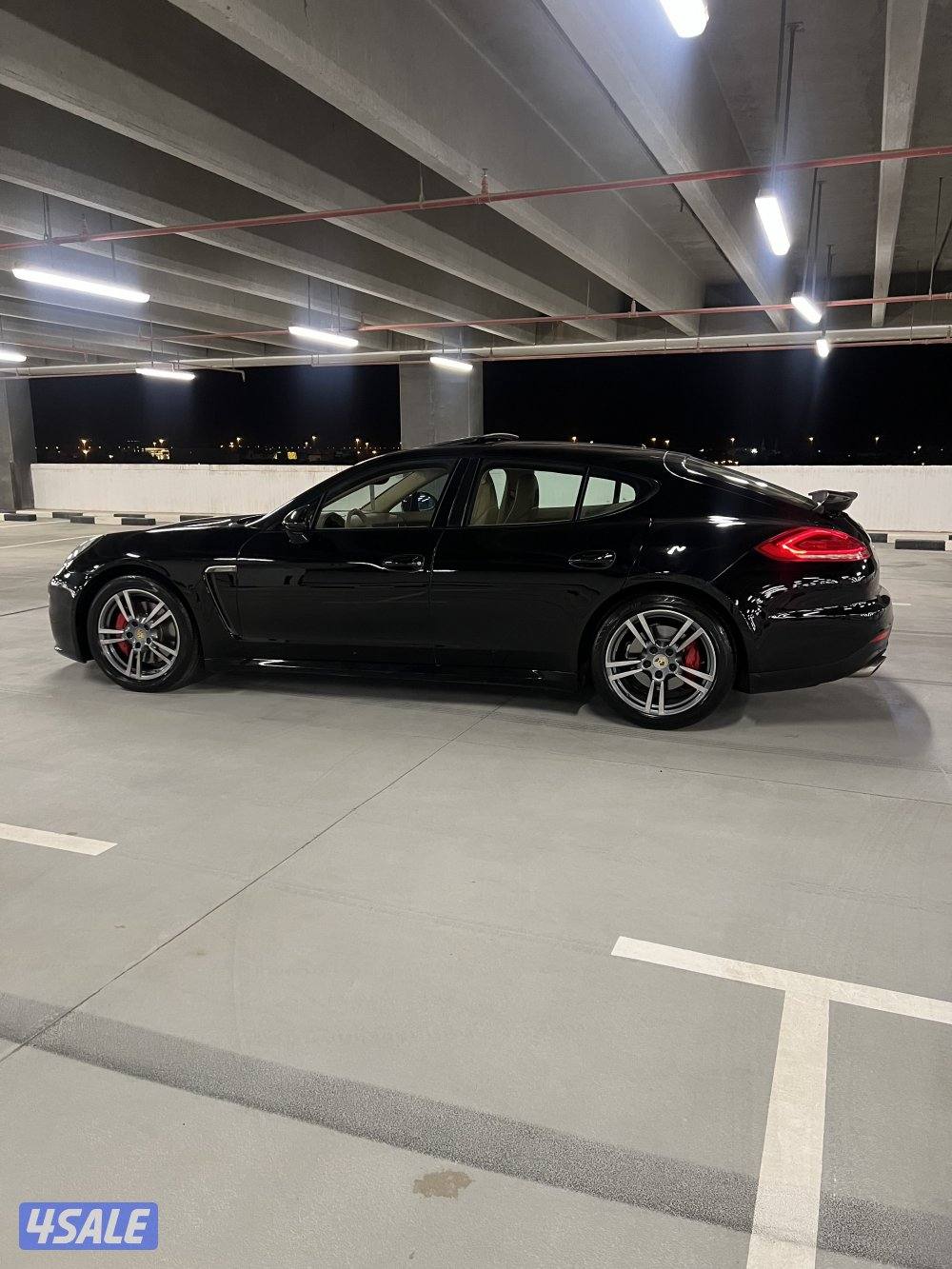 بورش باناميرا 4 موديل 20142