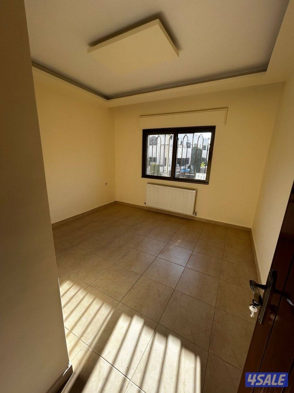 للبيع او للايجار شقه ارضيه فاخره في الأردن14