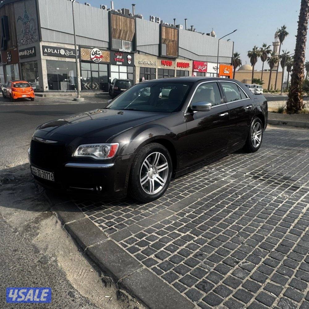 للبيع كرايزلر موديل 20130