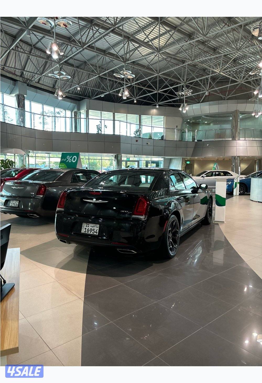 للبيع كرايزلر c300s1