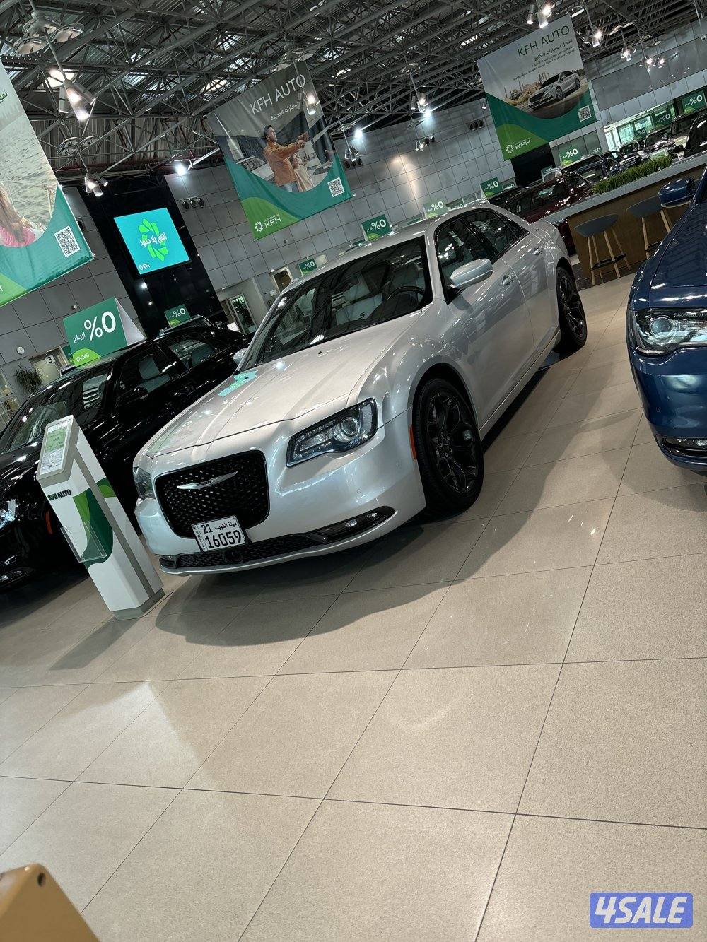 للبيع كرايزلر c300s0