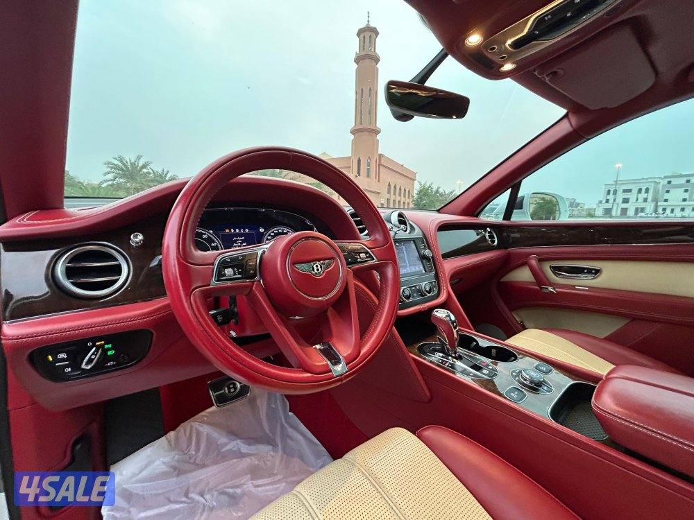 بنتلي بينتايجا سلندر 8 زياني8