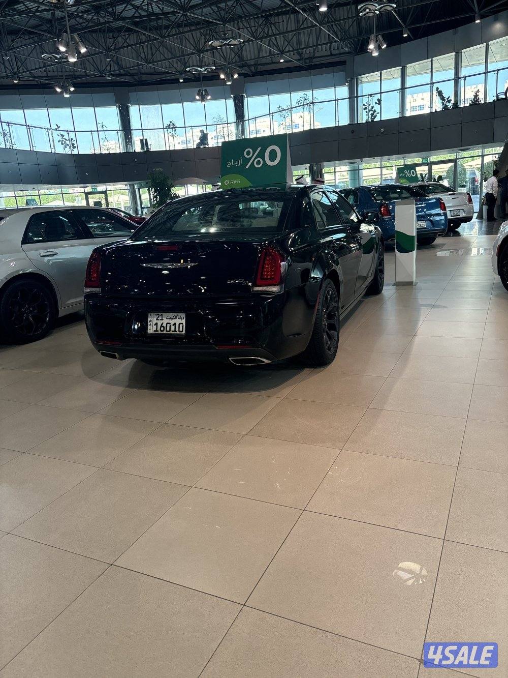 للبيع كرايزلر c300s1