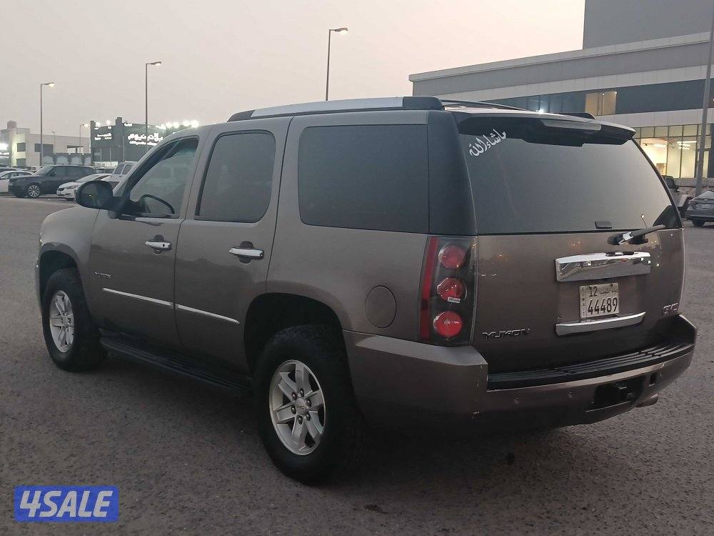 يوكن موديل 20136