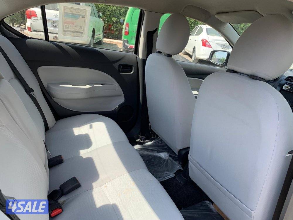 للبيع صالون متسوبيشي ميراج طراز 20234