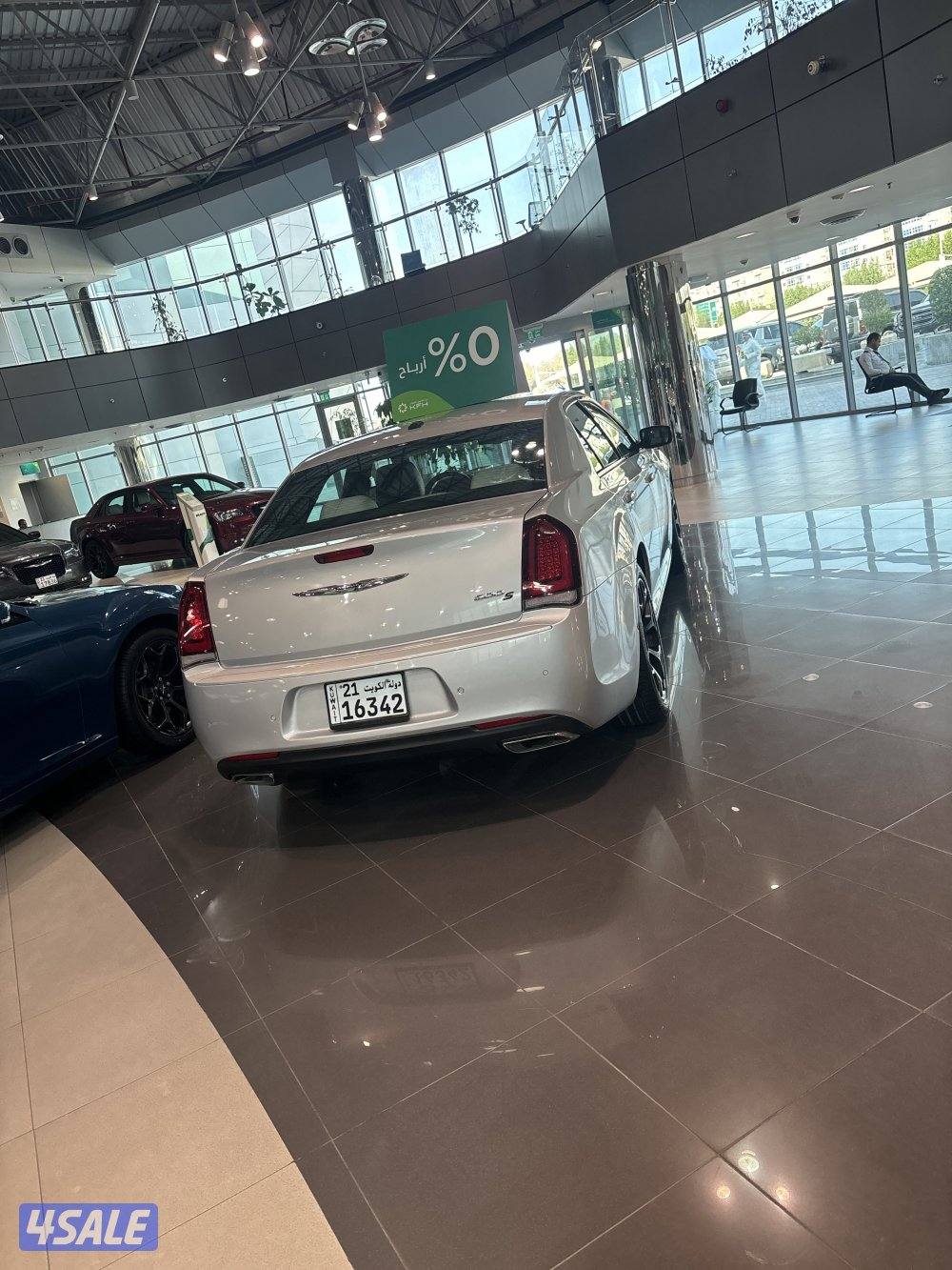 للبيع كرايزلر c300s1