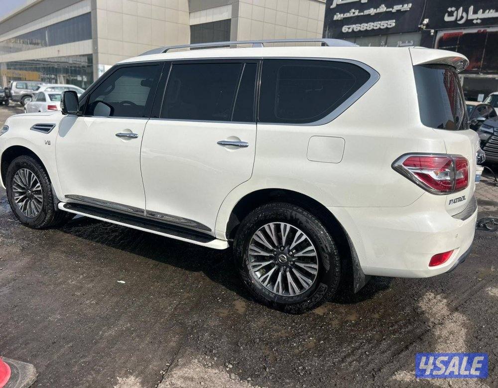 نيسان باترول بلاتنيوم .V82