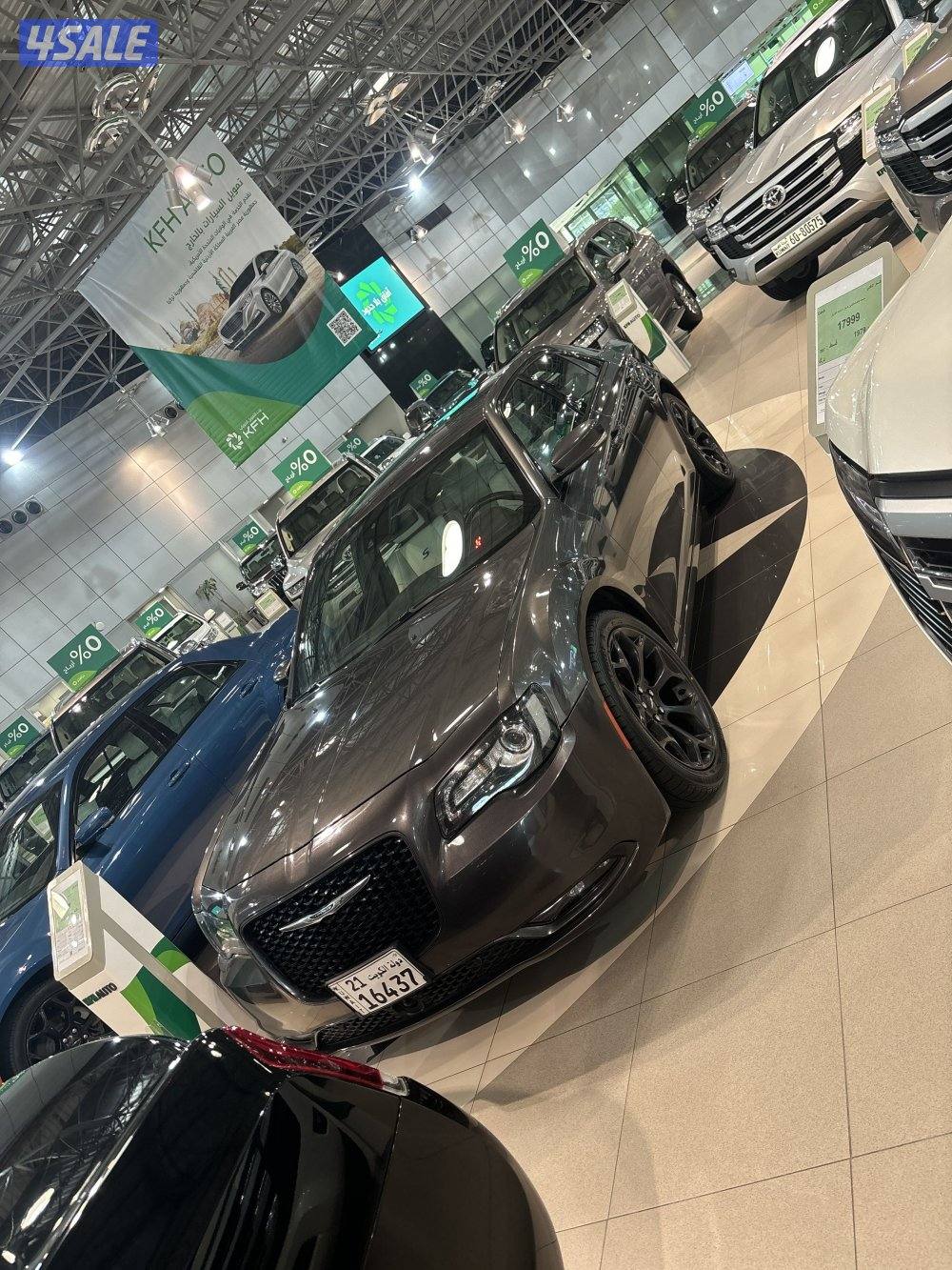 للبيع كرايزلر c300s0