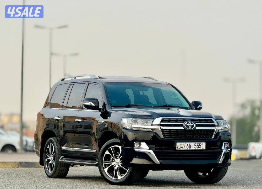لاندكروزر تورنق 2021 سته سلندر1