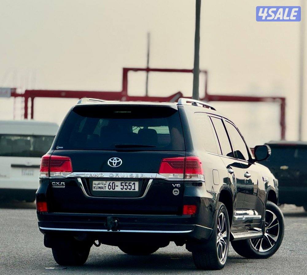 لاندكروزر تورنق 2021 سته سلندر3