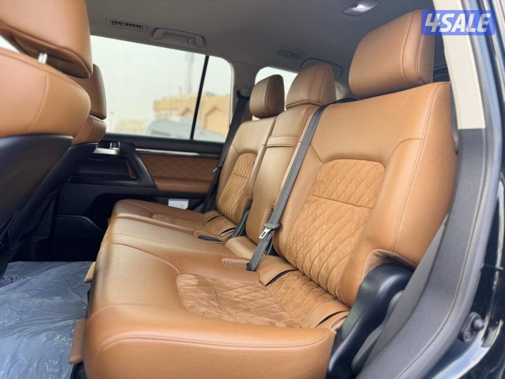 لاندكروزر تورنق 2021 سته سلندر5